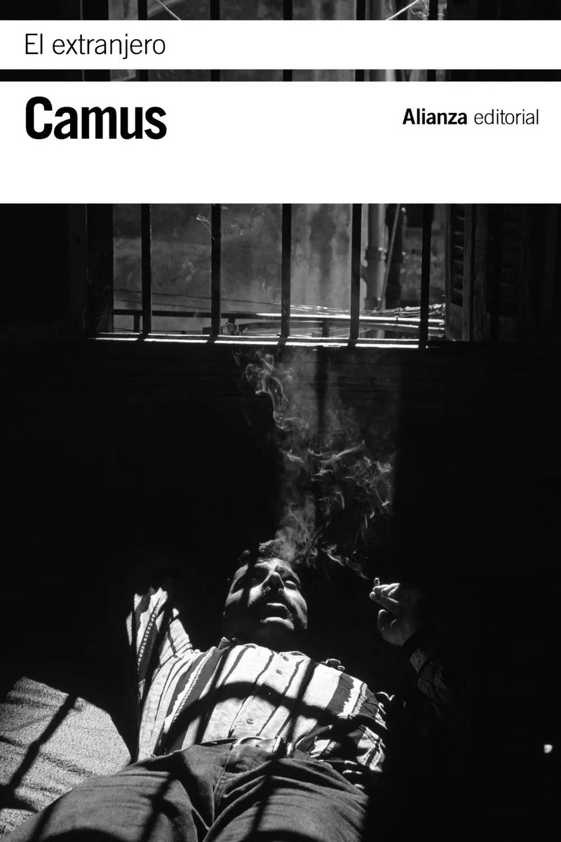 Portada de El Extranjero, De Camus, Albert. Editorial Alianza, Tapa Blanda En Español, 2012