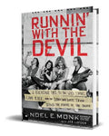 Portada de Runnin\' With The Devil, De Noel Monk. Editorial Dey Street Books, Tapa Blanda En Inglés, 2017