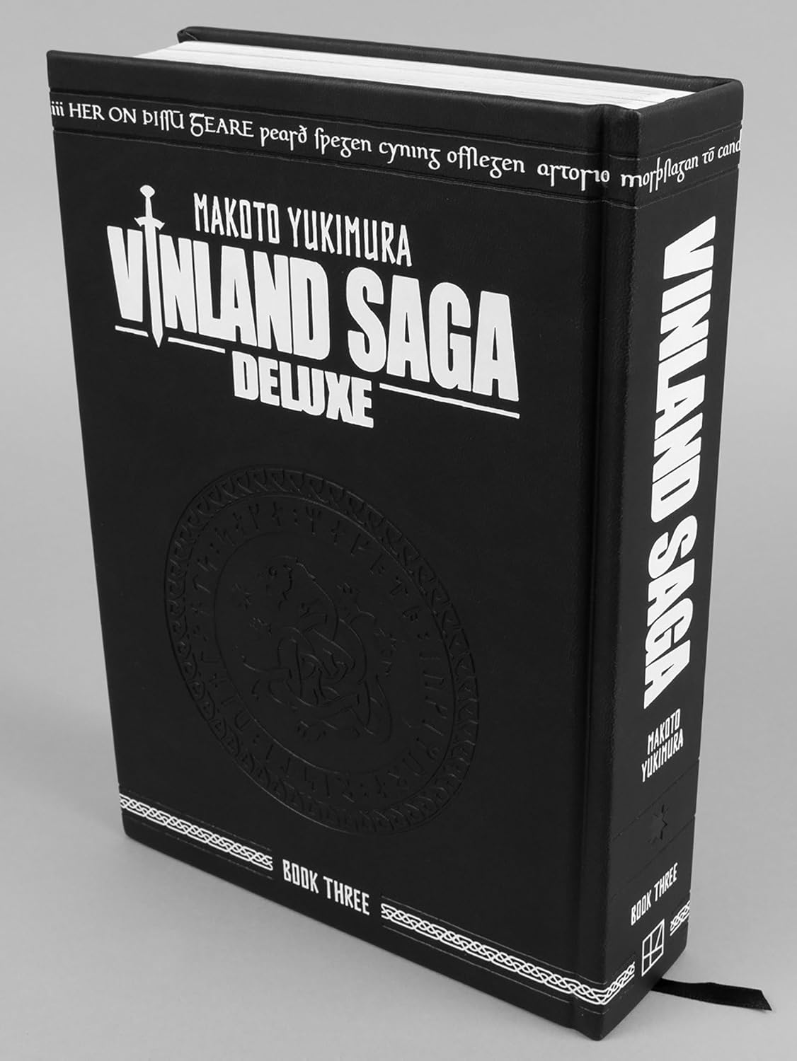 Portada de Manga Vinland Saga Deluxe Vol.3 [ Pasta Dura En Inglés ]